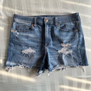 Universal Thread Light Wash Distressed Denim Shorts Raw Hem Size 12